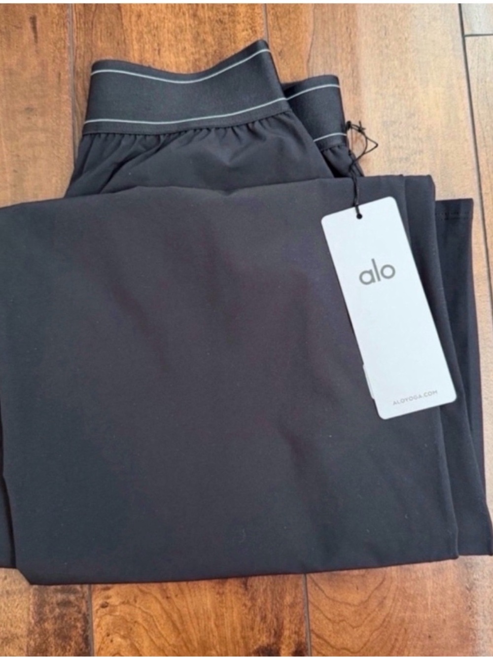 Alo Yoga Suit Up Trousers! - Picture 2 of 3